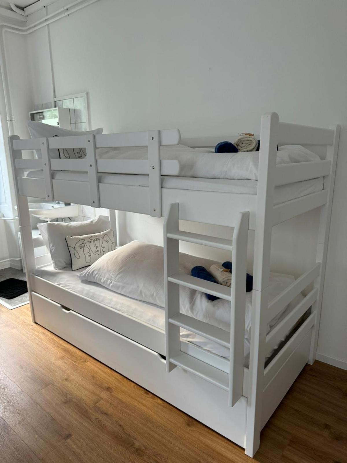 דירות כור Haus Zum Ruetli חדר תמונה