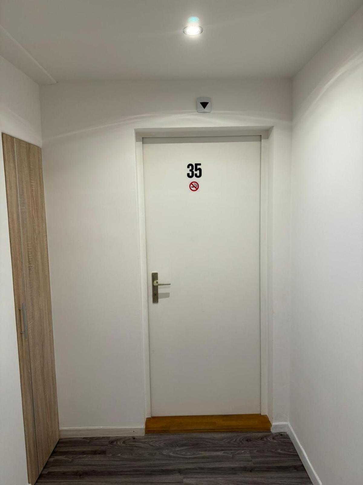 דירות כור Haus Zum Ruetli חדר תמונה