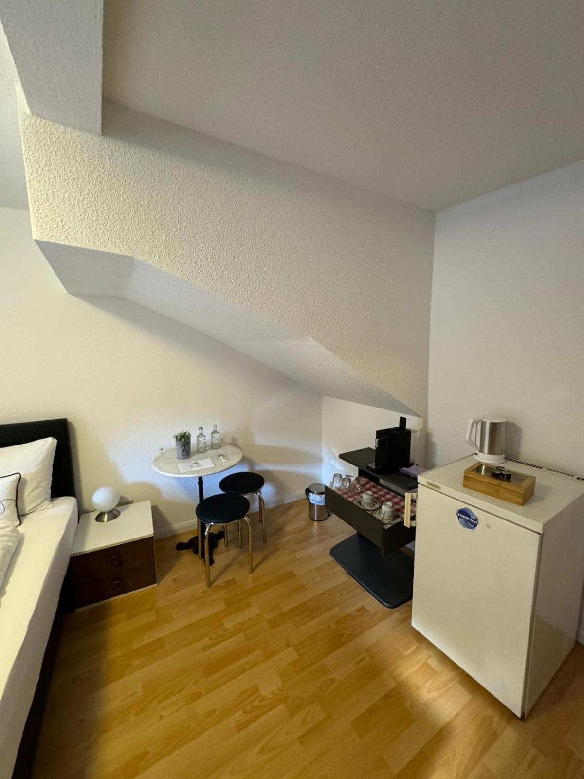 דירות כור Haus Zum Ruetli חדר תמונה