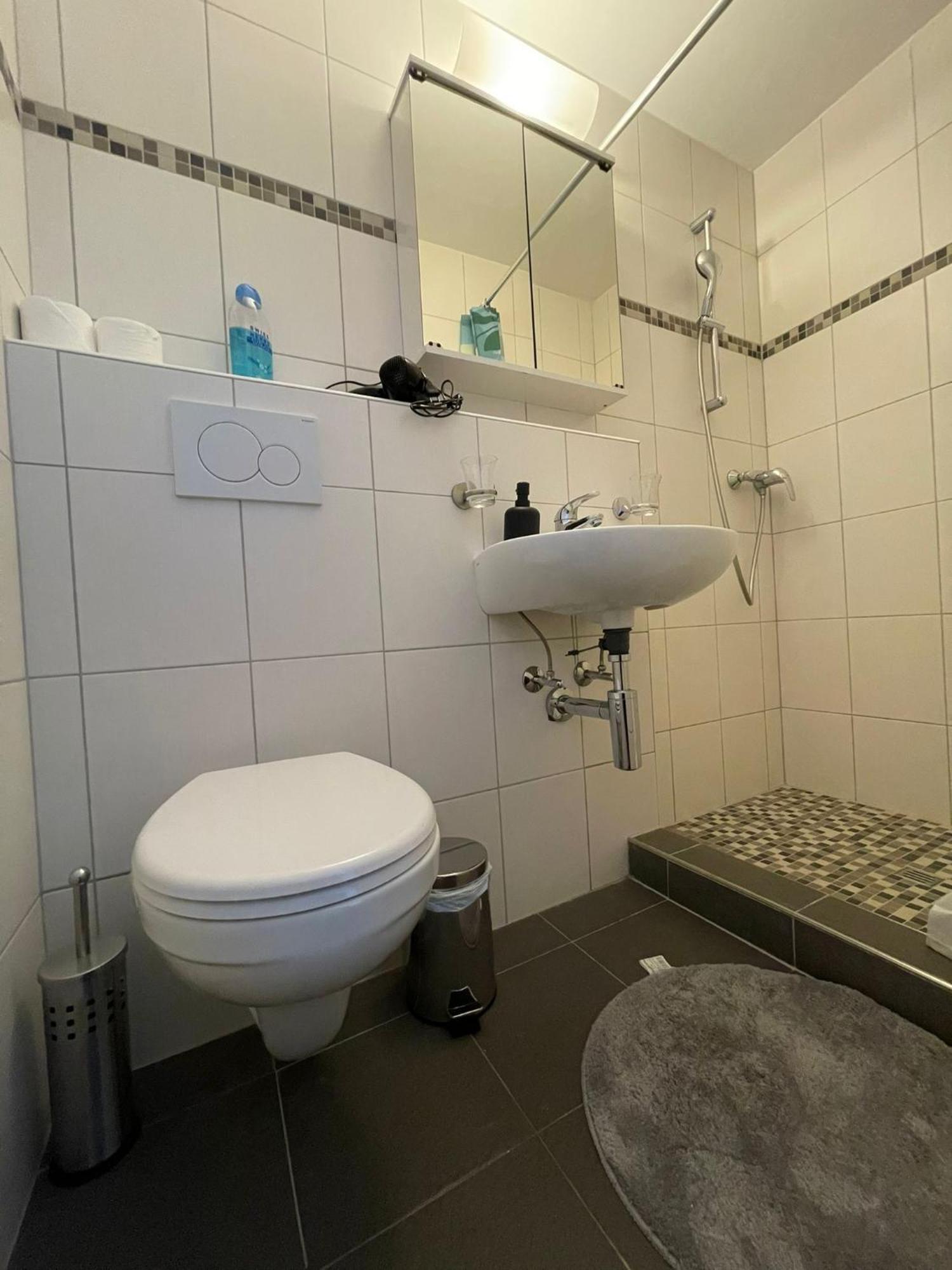 דירות כור Haus Zum Ruetli מראה חיצוני תמונה